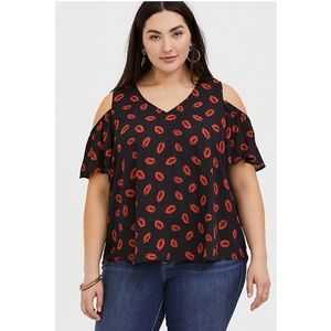 NEW Torrid Cold Shoulder Red lips Blouse